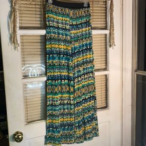 Passport Love Wide Leg Soft Cotton Sz M Lg Pants